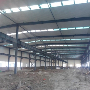 ܇�g䓽Y�����b installation of steel structure in workshop